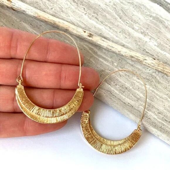 Myra Folded Gold Hoop Earrings - Picture 3 of 5